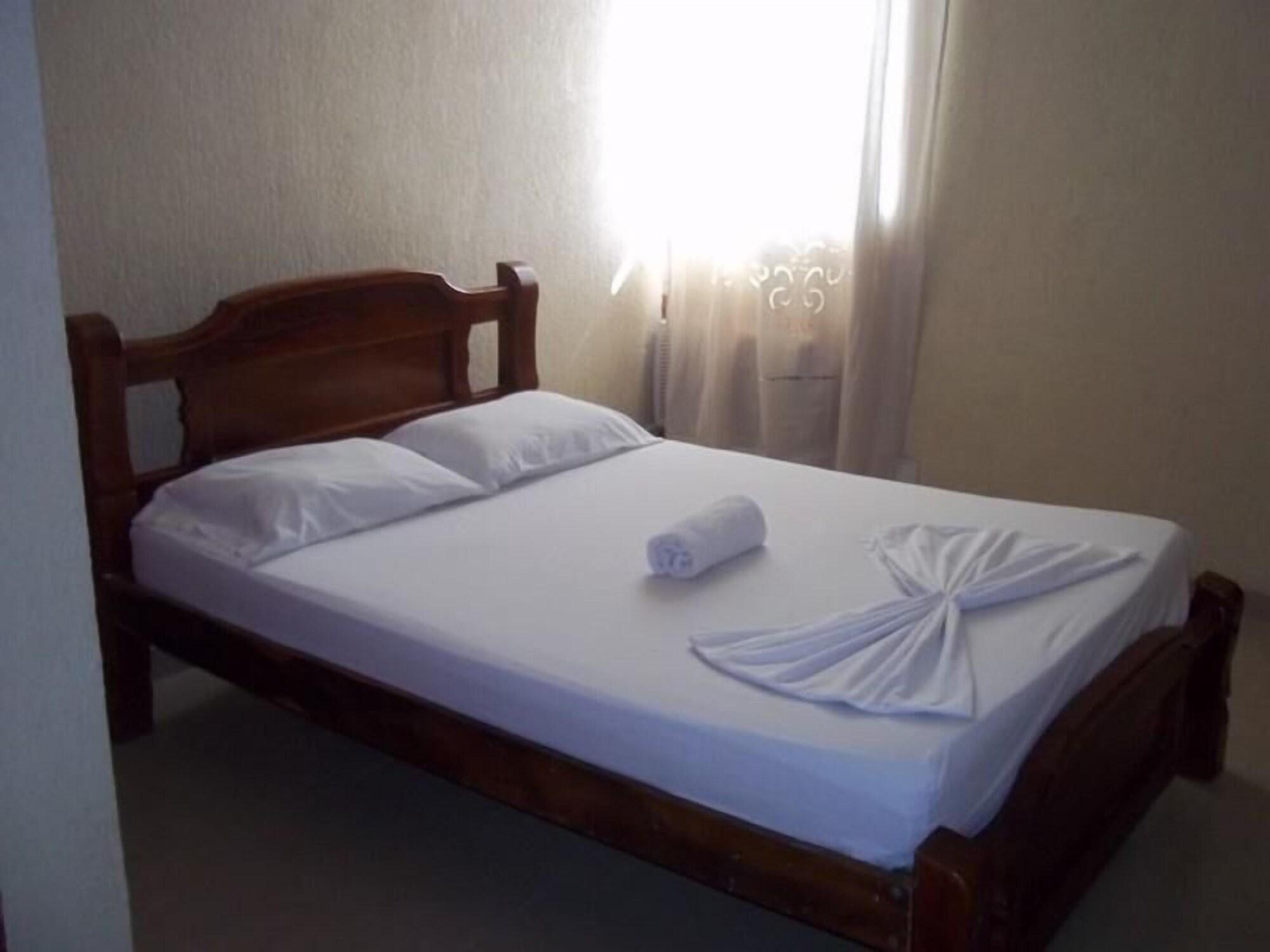Hotel La Casa Del Turista Картахена Экстерьер фото