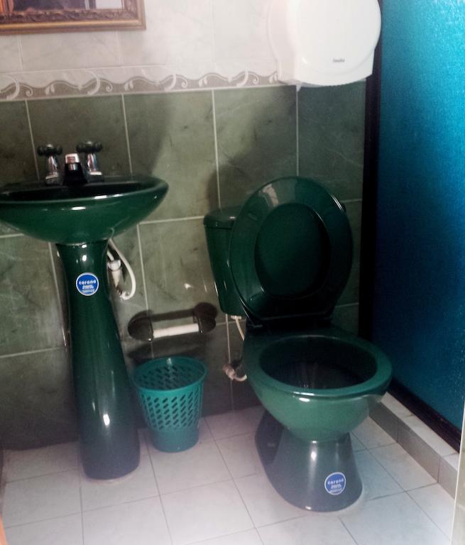 Hotel La Casa Del Turista Картахена Экстерьер фото
